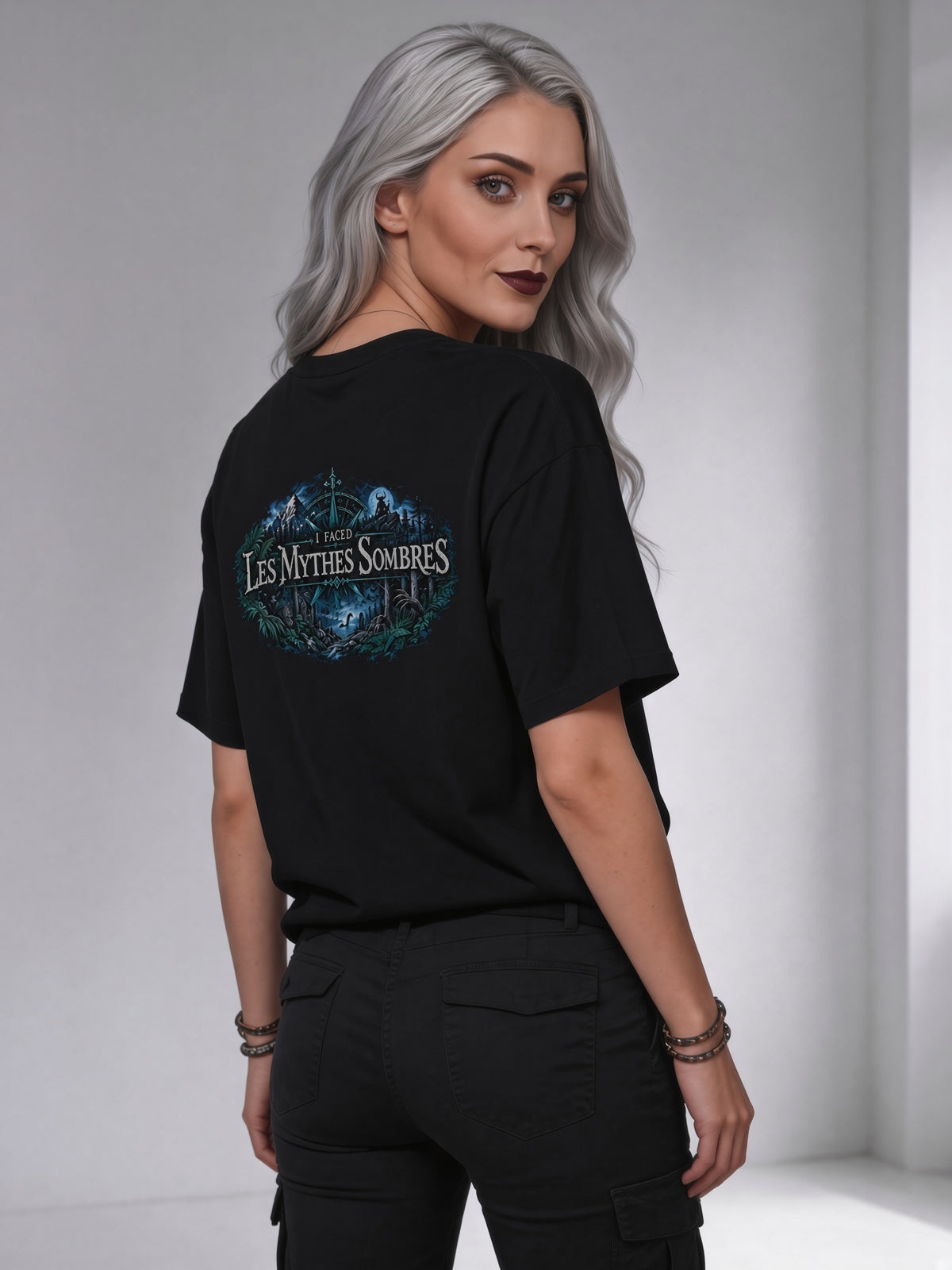 T-shirt « I Faced Les Mythes Sombres »